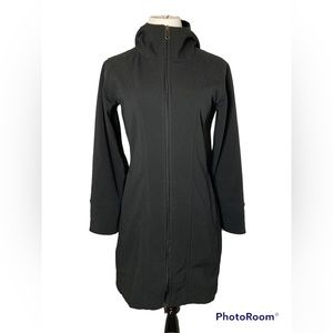 MEC Slim Fit Women’s Coat-Size Medium